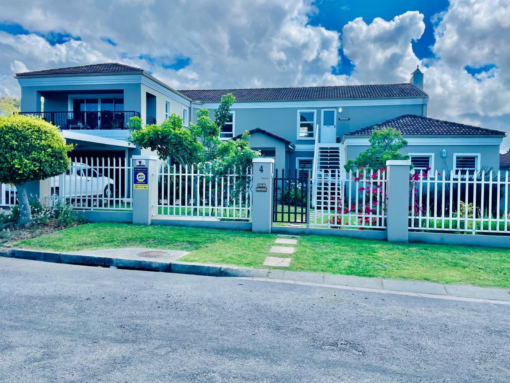 Calm Waters Guesthouse Plettenberg Bay Bagian luar foto